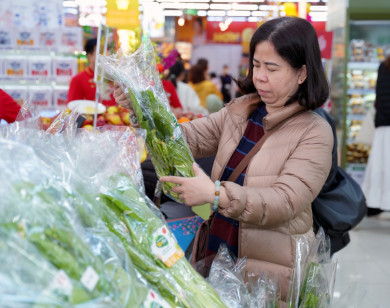 Siêu thị tung khuyến mại khủng giúp khách hàng tiết kiệm chi tiêu