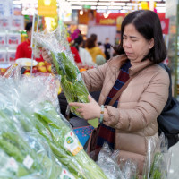 Siêu thị tung khuyến mại khủng giúp khách hàng tiết kiệm chi tiêu