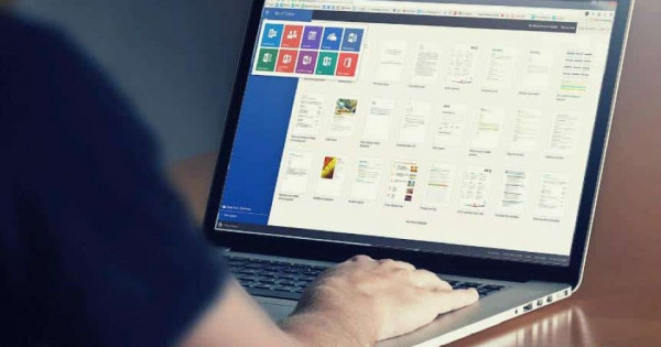 Microsoft thử nghiệm phiên bản Office miễn phí kèm quảng cáo trên Windows