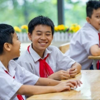 Bộ Chính trị quyết định miễn toàn bộ học phí cho học sinh công lập năm học 2025-2026
