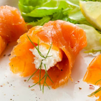 Những loại thực phẩm cần tránh ăn nhiều để tránh bị loãng xương