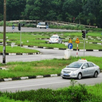 Trượt lý thuyết giấy phép lái xe, vẫn được thi các phần còn lại