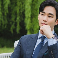 Kim Soo Hyun bị tẩy chay sau scandal