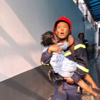 TP Hồ Chí Minh: Cháy khách sạn 5 tầng, 6 người được cảnh sát giải cứu