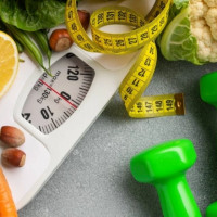 Top 8 loại thực phẩm làm chậm quá trình giảm cân của bạn