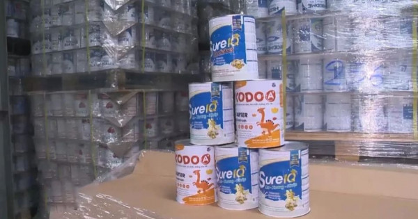 Bộ Y tế yêu cầu thu hồi toàn quốc 12 loại sữa bột giả
