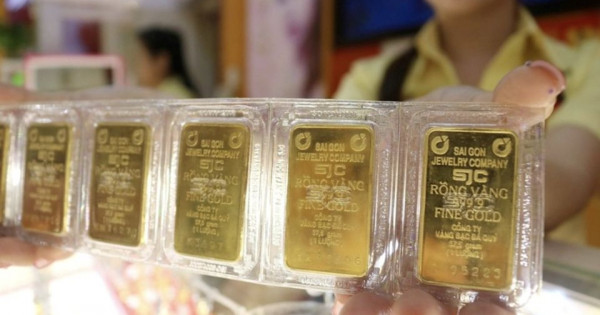 Giá vàng ngày 25/4/2025: SJC tăng mạnh, "tái chiếm" mốc 121 triệu đồng/lượng