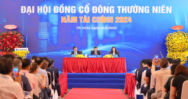 Sacombank đặt mục tiêu năm 2025 tăng trưởng lên 15%, lần đầu lên kế hoạch chia cổ tức sau 9 năm