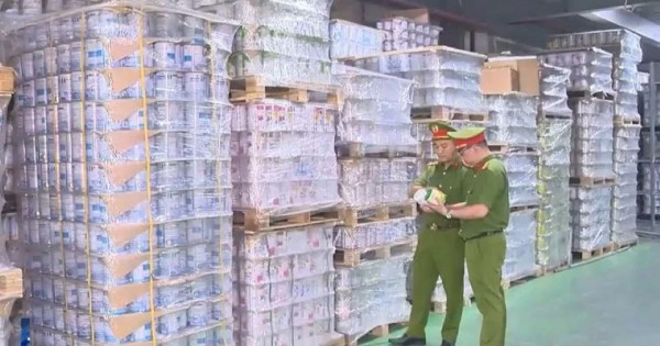 Ngăn chặn và xử lý nghiêm hoạt động sản xuất, buôn bán thuốc giả, sữa giả, thực phẩm bảo vệ sức khỏe giả