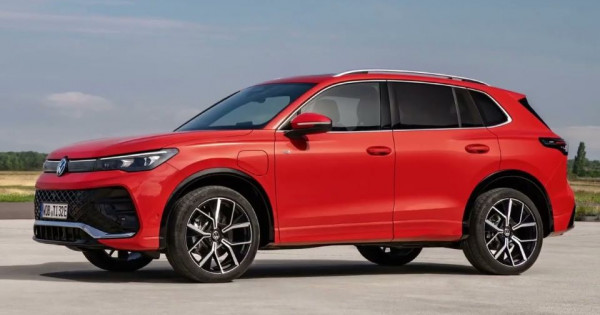 Volkswagen triệu hồi hàng nghìn chiếc xe điện do ghế quá rộng