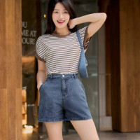 Cách giúp nàng sành điệu hơn khi diện quần short vào mùa hè
