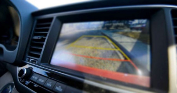 Volvo triệu hồi gần 500.000 xe ô tô trên toàn cầu vì lỗi camera lùi