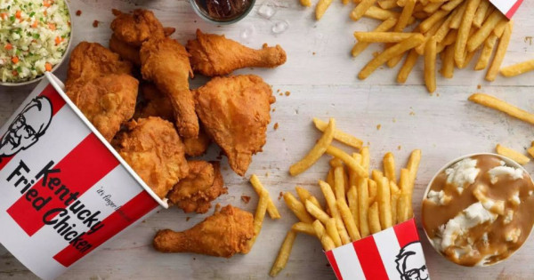 Gà rán KFC, Jollibee, Texas Chicken đồng loạt bị giả mạo thương hiệu