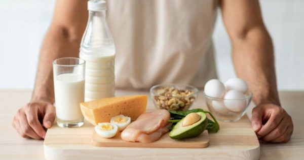 Dấu hiệu cảnh báo cơ thể không ăn đủ protein