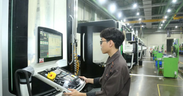 Giảm thuế VAT dài hơi: Doanh nghiệp chủ động, người tiêu dùng yên tâm
