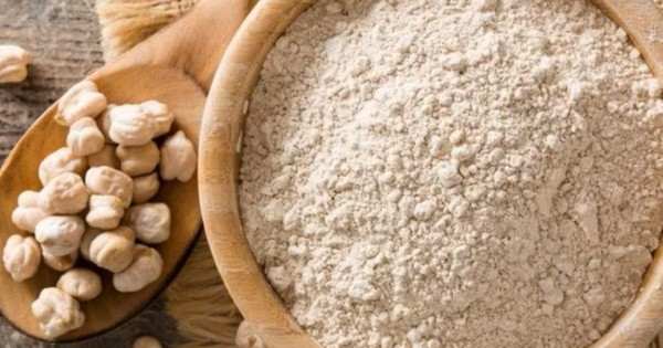 TP Hồ Chí Minh: Xử phạt công ty sử dụng hàng tấn nguyên liệu bột đạm hết hạn