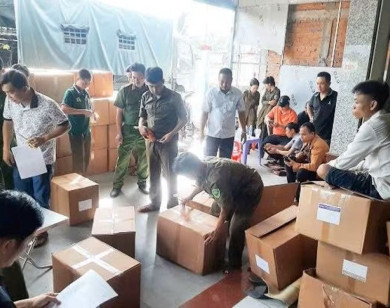 Sóc Trăng: Thu giữ gần 8 tấn sữa, thực phẩm chức năng không rõ nguồn gốc
