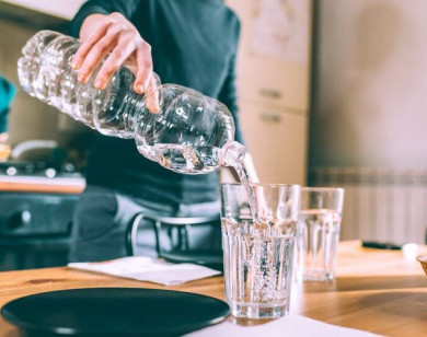 Cách tăng cường năng lượng vào buổi sáng mà không cần cà phê