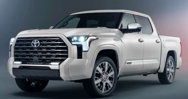 Triệu hồi hơn 400.000 xe bán tải Tundra và Tundra Hybrid bị lỗi đèn lùi