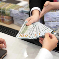 Giá ngoại tệ ngày 24/5/2025: USD tiếp tục mất giá