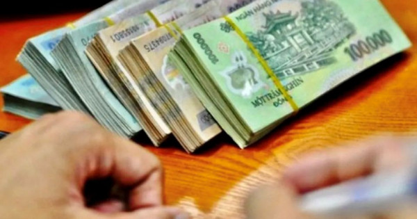 Cách tính lương hưu khác nhau giữa khu vực công và khối doanh nghiệp