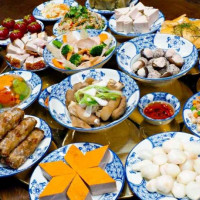 Giờ đẹp thắp hương mùng 1 tháng 5 âm lịch Ất Tỵ 2025
