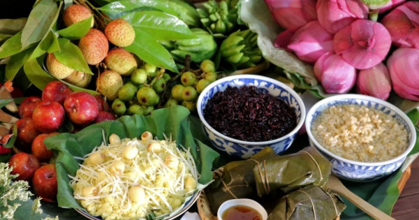 Cúng Tết Đoan Ngọ 2025 vào giờ nào đẹp?