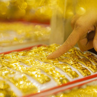 Giá vàng ngày 30/5/2025: Vàng trong nước đảo chiều giảm mạnh