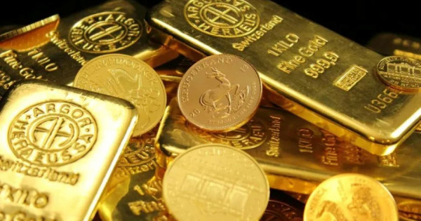 Giá vàng ngày 31/5/2025: Vàng thế giới giảm, SJC đảo chiều tăng