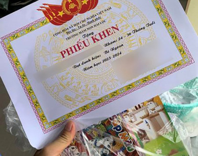 Khoe giấy khen của con lên mạng xã hội, tiềm ẩn hiểm họa khó lường