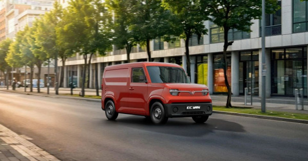 Cơ hội cuối cùng ẵm ưu đãi vàng khi mua VinFast EC Van: Khách hàng Việt tranh thủ xuống tiền trước giờ G