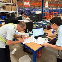 Bắc Ninh: Thu giữ gần 226.000 sản phẩm các loại là hóa mỹ phẩm, đồ thời trang không rõ nguồn gốc