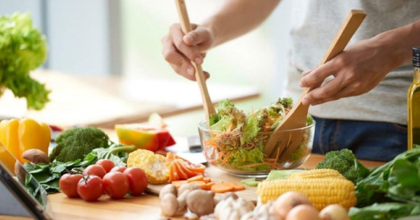 Cần làm gì để ngăn ngừa ngộ độc thực phẩm trong mùa hè?
