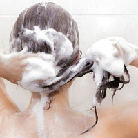 Những điều cần lưu ý khi tắm vào mùa hè để bảo vệ sức khỏe