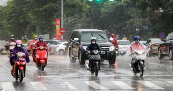 Thời tiết ngày 7/6/2025: Bắc Bộ nắng nóng gay gắt, Nam Bộ mưa dồn dập vào chiều tối