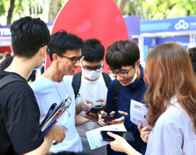 Nhiều trường đại học ngừng xét tuyển khối C: Bộ GD&ĐT yêu cầu điều chỉnh