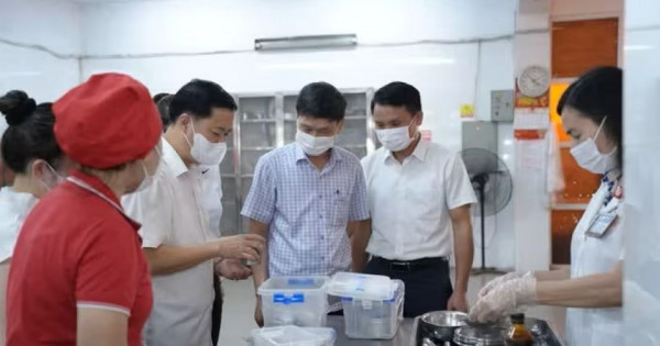Tăng mức phạt, ngăn vi phạm an toàn thực phẩm