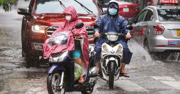 Thời tiết ngày 18/6/2025: Trung Bộ tiếp tục nắng nóng, Nam Bộ mưa to cục bộ
