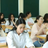Bí quyết chinh phục toán, văn tại kỳ thi tốt nghiệp THPT 2025