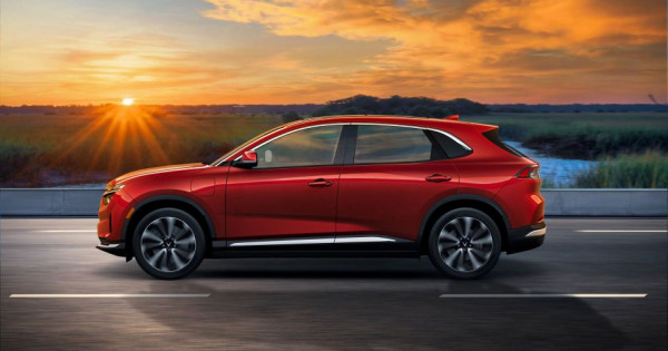 Chuyên gia nói về VinFast VF 8: Mẫu SUV điện toàn diện nhất trong tầm giá