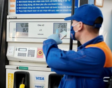 Hôm nay, giá xăng dầu đồng loạt giảm