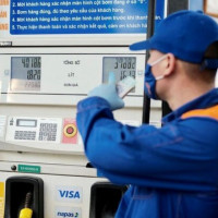 Hôm nay, giá xăng dầu đồng loạt giảm