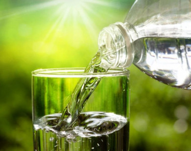 3 nhóm người có nguy cơ bị mất nước trong mùa hè