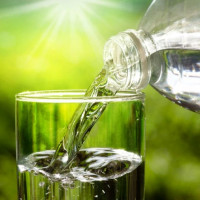 3 nhóm người có nguy cơ bị mất nước trong mùa hè