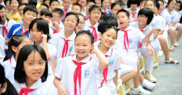 Học sinh các trường công lập trên cả nước được miễn học phí từ tháng 9/2025