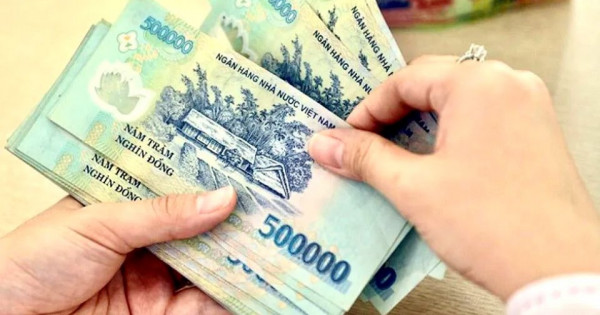 Người lao động được tạm ứng tiền lương khi nghỉ phép