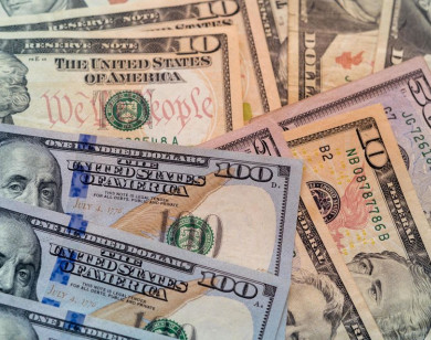 Giá ngoại tệ ngày 10/7/2025: USD giảm nhẹ, Index dừng ở mức 97,49