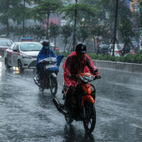 Thời tiết ngày 11/7/2025: Bắc Bộ tiếp tục mưa lớn diện rộng, Trung Bộ có nắng