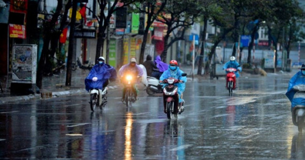 Thời tiết ngày 12/7/2025: Bắc Bộ và Bắc Trung Bộ cục bộ có mưa lớn