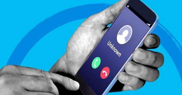 Người phụ nữ mất 500 triệu đồng trong tài khoản vì 'sập bẫy' nhân viên điện lực giả